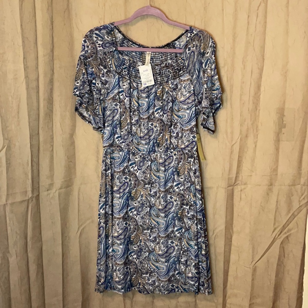 NWT PerSeption ladies size Small dress with cinched waist (sandals not included)